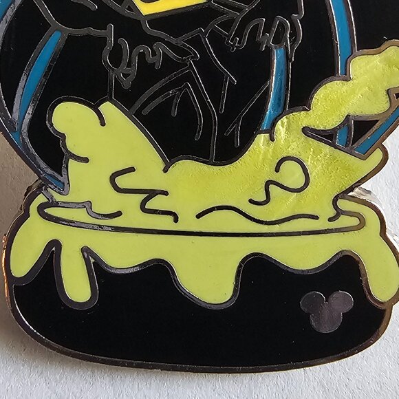 DISNEY Pin Trading ~ Villains Collection 6/6 ~ Chernabog ~ Hidden Mickey ~ 2007 - Picture 4 of 11